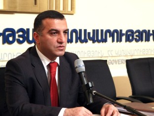 Министр труда: В Армении готовы к действию 2 частных пенсионных фонда
