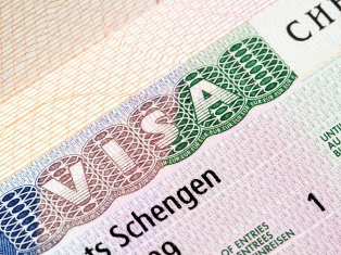 Слушания в парламенте Армении: Кто сможет получить Шенгенскую визу в упрощенном