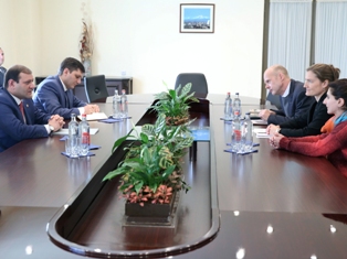 ԿԽՄԿ-ն ցանկանում է Երեւանում անհայտ կորածների հուշարձան կառուցել