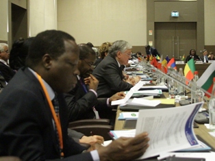 Armenia FM attends International Organization of La Francophonie conference