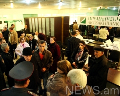 Встреча обманутых квартировладельцев и управляющего «Арцахбанка» не дала результ