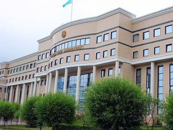 Казахстан рассматривает возможность участия в уничтожении химического оружия Сир