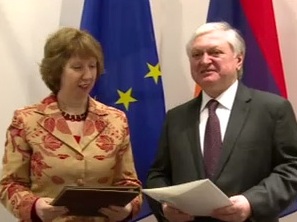 Armenian FM meets with Catherine Ashton