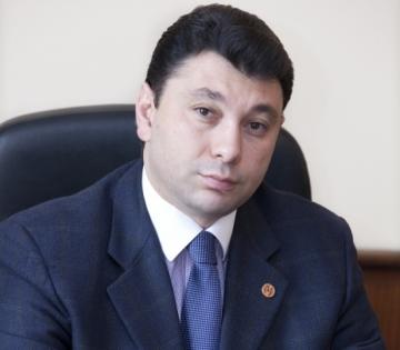 «Առավոտ». Էդուարդ Շարմազանովը՝ նախագահի վիլնյուսյան ելույթի մեսիջների մասին