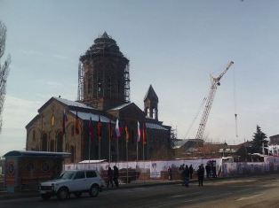 Գյումրիի Սուրբ Ամենափրկիչ եկեղեցու տարածքը եւ կենտրոնական հրապարակը փակ են (ֆոտո