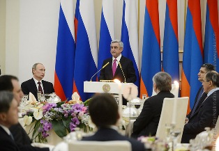 Պուտինի այցելությունը Գյումրի խորհրդանշական էր. Սերժ Սարգսյան (ֆոտո)