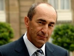 Второй президент Армении не был приглашен на прием в честь Владимира Путина