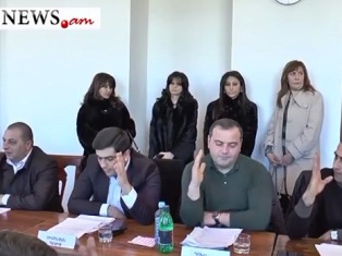 Քաղաքապետն իր աղջկան, եղբոր աղջկան, աներձագի կնոջը նշանակել է մանկապարտեզների տն