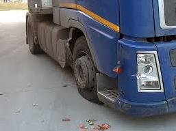 Հրաձգության արդյունքում ծակված անիվներով բեռնատարը փախչում էր ՉԹՕ-ից