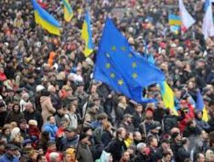 Активисты на Майдане Незалежности планируют установить елку