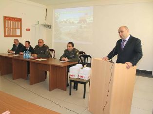 Դասընթացներ ռազմական ինստիտուտի սպայական կադրերի որակավորման բարձրացման կենտրոնո