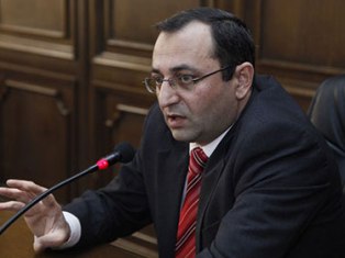 Депутат от АРФ Дашнакцутюн: Пенсионную реформу нельзя внедрять без достижения пр