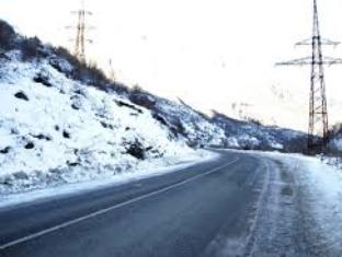 Իրավիճակը Հայաստանի ճանապարհներին. Տեղ-տեղ առկա է մերկասառույց