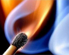 Man attempts to burn himself in Armenia