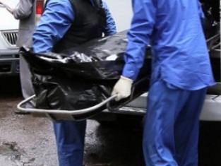 По делу об обнаружении тела в машине задержан друг детства погибшего мужчины
