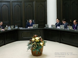 Программа действий Правительства Армении на 2014 год: Фермеры в зоне обстрела на