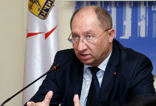 Հենրիկ Նավասարդյանի որդին ծեծկռտուքի մասնակից է դարձել. նրա «Պորշ Կայեն» մեքենայ