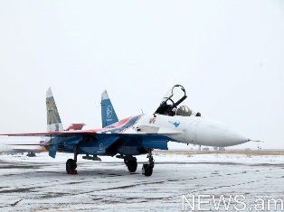 «Русские Витязи» покинули Ереван и отправились в Бахрейн