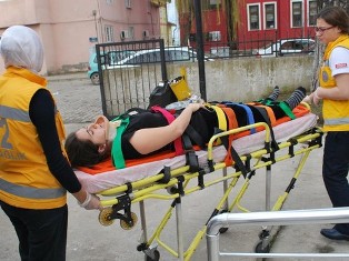 В Турции мать прыгнула из окна квартиры вслед за двухлетним сыном