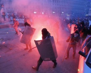 В Киеве есть пострадавшие и задержанные: Посол ЕС в Украине призвал протестующи