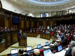 Հովիկ Աբրահամյանը` Նիկոլ Փաշինյանին. Գործարարին բոբո մի դարձրեք