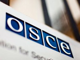 OSCE encourages better co-operation between police, media and civil society in A