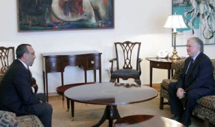 Հայաստանի եւ Արցախի արտգործնախարարները հանդիպել են Երեւանում
