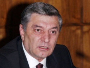 Շիրակի մարզպետ. Կարող են գնալ Ռուսաստանում գումար վաստակելու, բայց թող վերադառնա