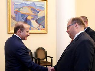 Կառավարությունում քննարկվել են Արմավիրի եւ Չեխիայի Մորավսկի-Սիլեզյան մարզերի համ