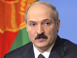 «Belarus Digest»: Почему Лукашенко подписал договор о Евразийском союзе неохотно