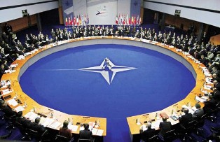 Оппозиционер: Сам блок НАТО несколько лет назад не скупился на похвалы России