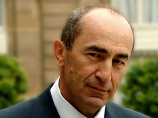 Глава офиса второго президента Армении: У Шаварша Кочаряна серьезные проблемы –