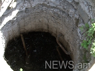 Կապանում տարիներ շարունակ չեն կարողանում գտնել կափարիչ գողացողներին