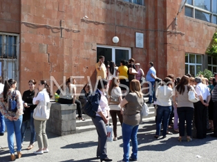 «Օտար լեզու» առարկայի թեստերն ավելի հեշտ են եղել, քան հայոց լեզվինը (ֆոտո)