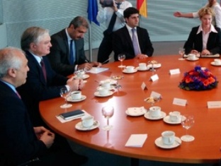 Հայաստանի արտգործնախարարը հանդիպեց Բունդեստագի նախագահին (ֆոտո)