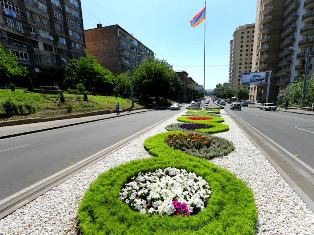 Yerevan to be decorated by 2,400,000 flowers this year