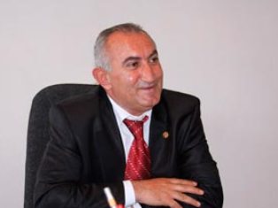 «Հրապարակ». Արագածոտնի մարզպետի վրեժը՝ գեղական կարգով