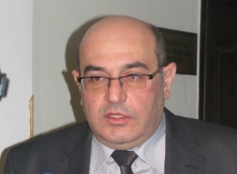 «Իրատես de facto». Խաժակ Կարայանի վերջին «օգուտները»