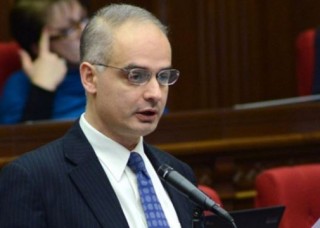 «Իրավունք». ՀԱԿ-ը լիովին կուլ է գնացել ԲՀԿ-ական տիրապետությանը