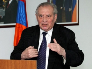 Վլադիմիր Կազիմիրով. Ջեյմս Ուորլիքը յուրովի է մեկնաբանում Մադրիդյան սկզբունքները