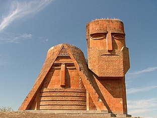 Հայաստանցիների 80 տոկոսը բացասաբար է վերաբերում Սերժ Սարգսյանի՝ Արցախը Հայաստանո