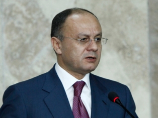 Սեյրան Օհանյան. Զինծառայողը մահացու վիրավորում ստացել է զենքի օգտագործման կանոնն