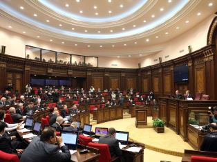 Armenia parliament vice-chair claims no violations in funded pension bill voting