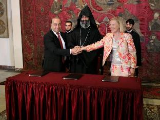 Մայր Աթոռ Սուրբ Էջմիածնում ստորագրվել է Համագործակցության հուշագիր ի նպաստ մանու