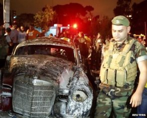 При взрыве в пригороде Бейрута пострадали боле 20 человек