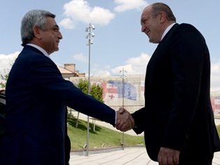 Ադրբեջանում անհանգիստ են. Ի՞նչ են պայմանավորվել Հայաստանն ու Վրաստանը