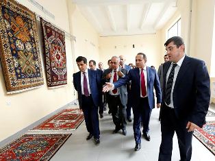 Prime Ministers of Armenia and Karabakh discuss cooperation