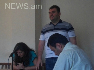 Նույն ձեւով կարող էր ցուցմունք լրացնել Անաստաս Միկոյանի, Ֆիդել Կաստրոյի անունից.