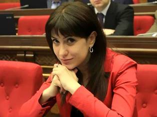 Депутат от правящей партии Армении: Внешняя политика в большинстве случаев подра