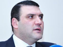 Գեւորգ Կոստանյանը մտադիր չէ Գորիսի նախկին քաղաքապետի հետ լեզվակռվի վրա  ժամանակ